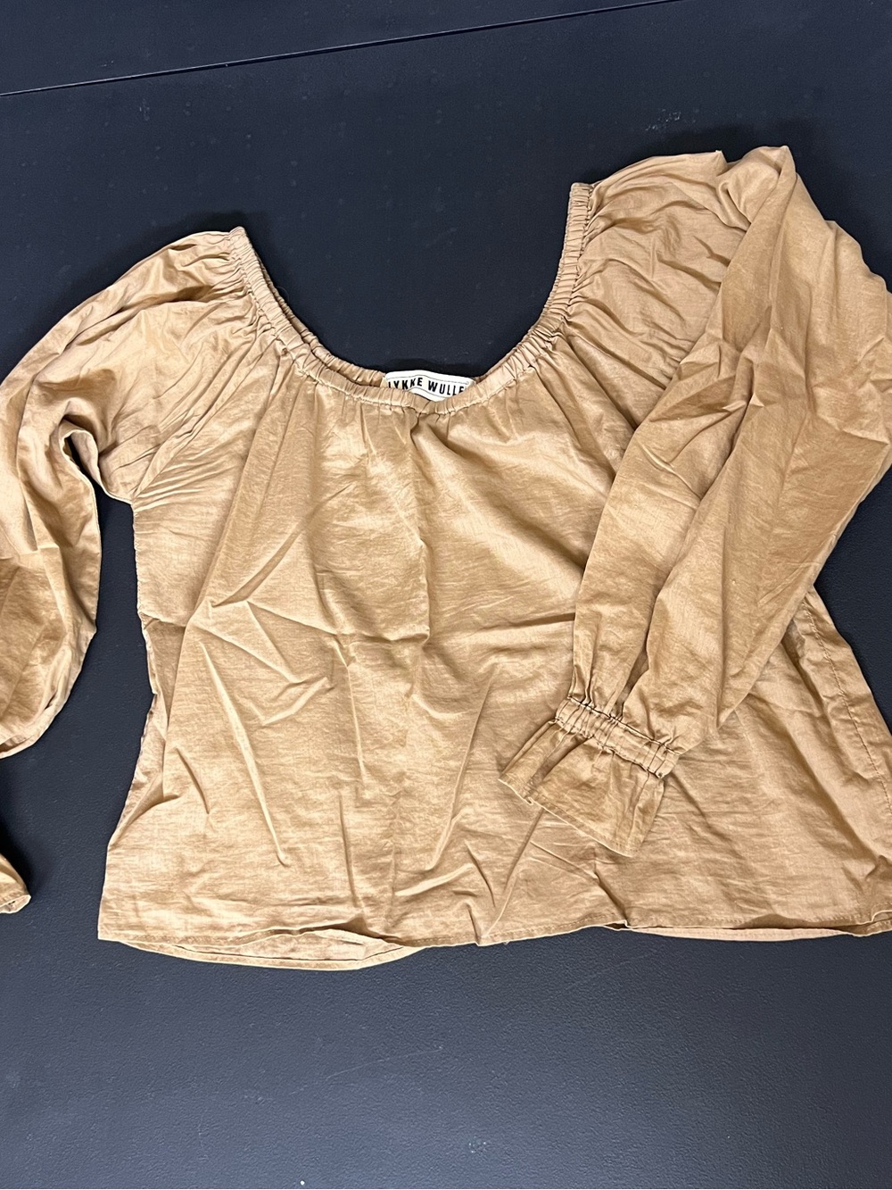Lykke Wullf peasant top in Khaki
